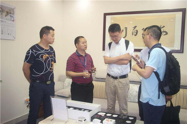 宜宾市战略性新兴产业推进工作委员会莅临我司考察招商